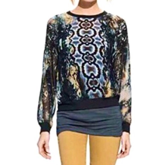 CAbi #572 Dressed Up Sweatshirt Python - Picture 13 of 14